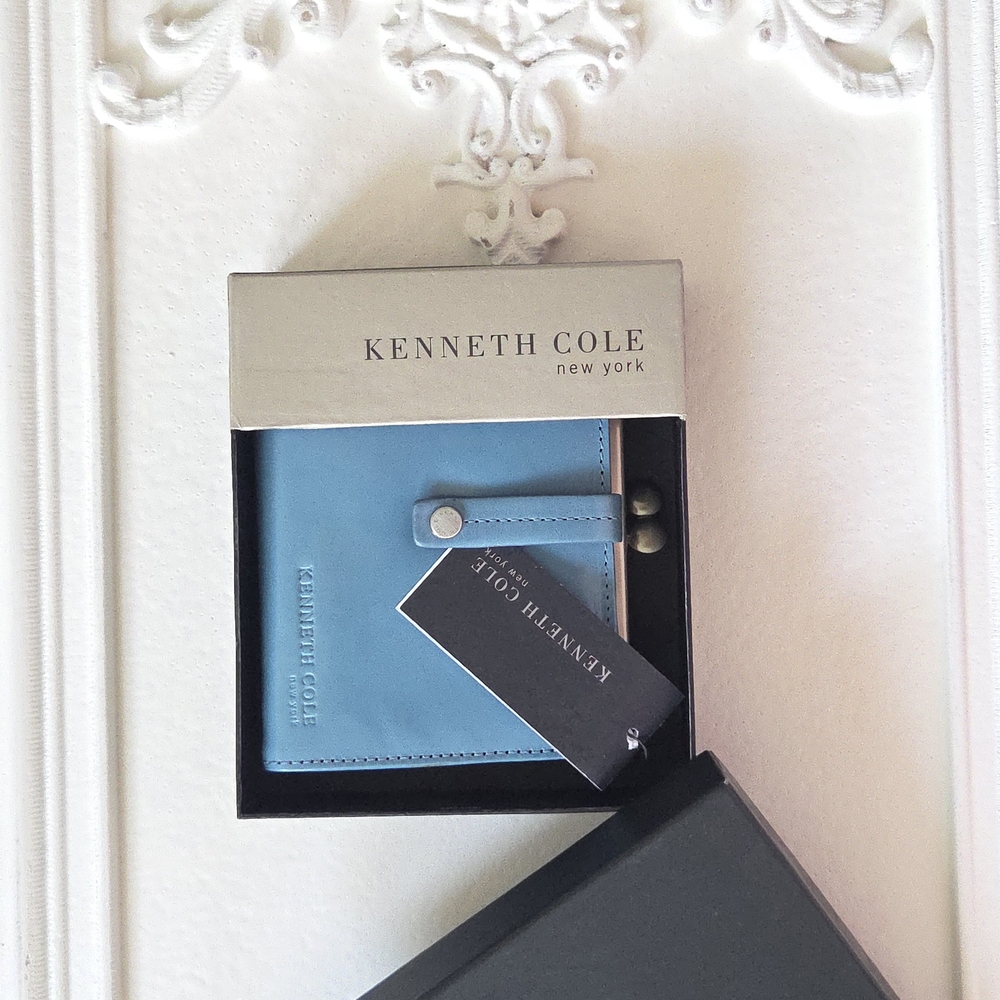Kenneth Cole Blue Leather Wallet